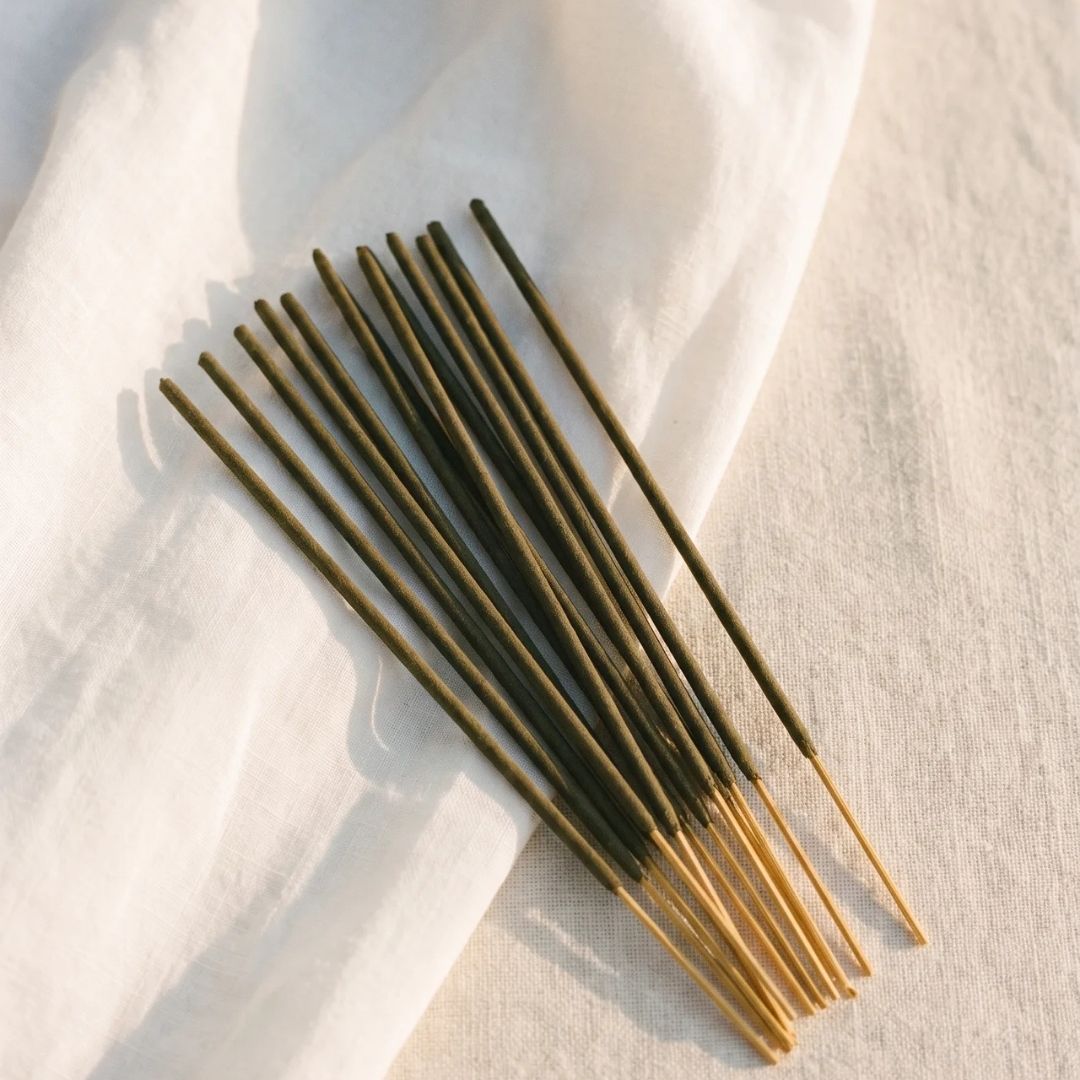White Sage - Handmade Natural Incense - 10 Sticks
